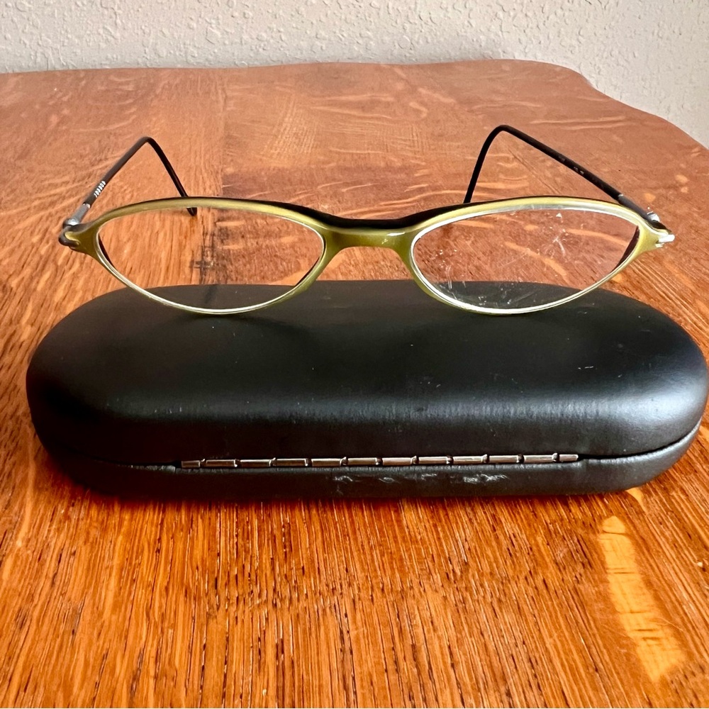 Sleek Olive Green Cat Eye Glasses by Sagaaro includes Case